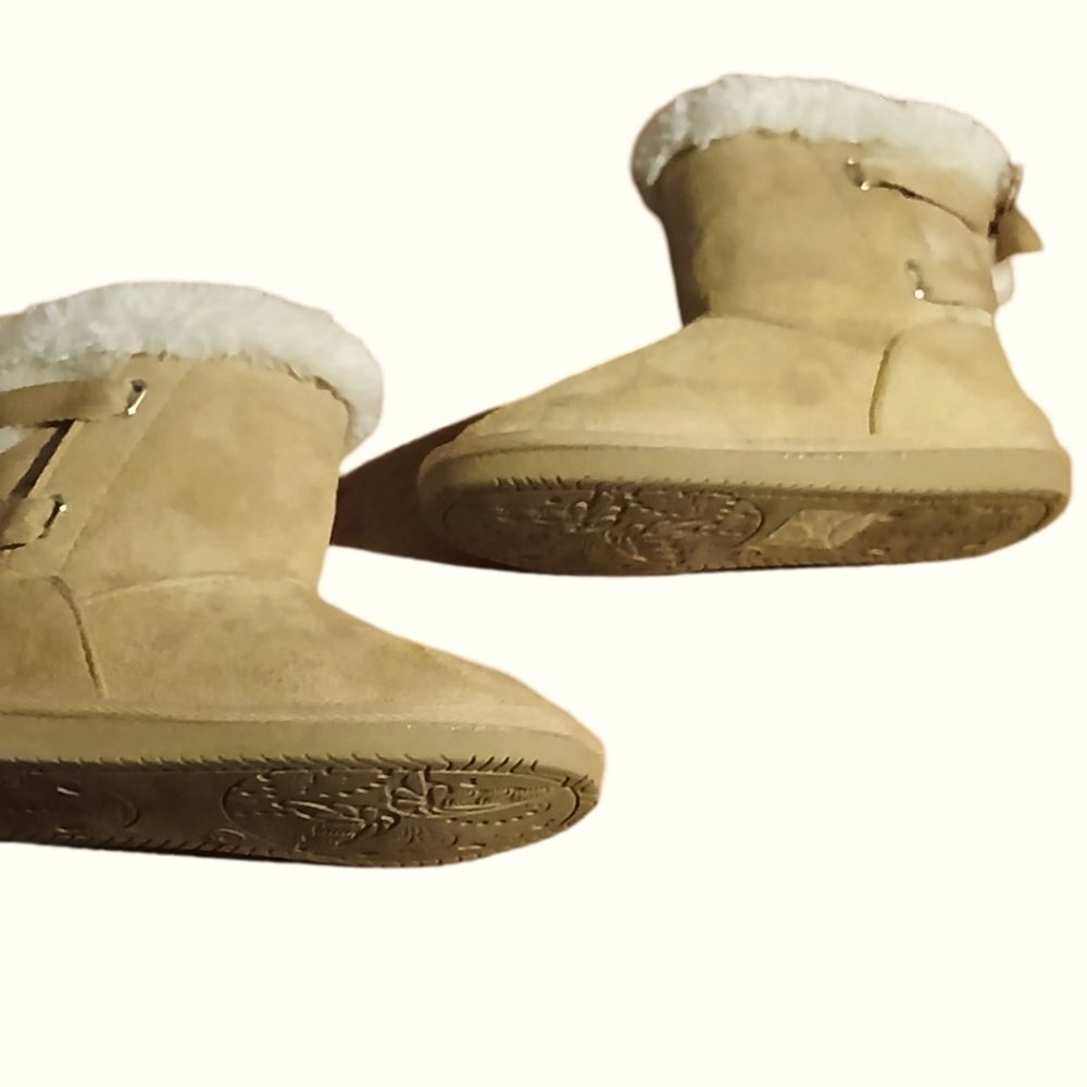 Toddler Girl's tan Winter Boots Size 13 🔥 5$ if you get bundle 🔥 - Picture 5 of 5